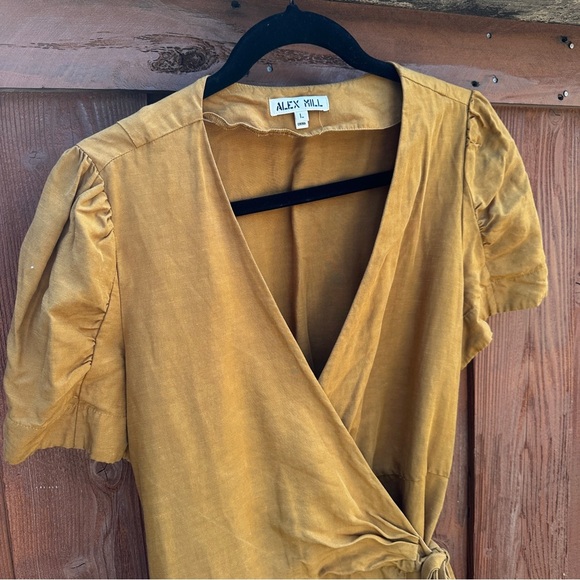 Alex Mill wrap dress - Picture 3 of 13